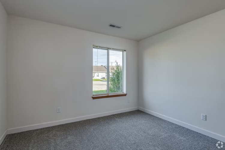 Oak Creek apartments for rent - image - original.jpg_40.avif
