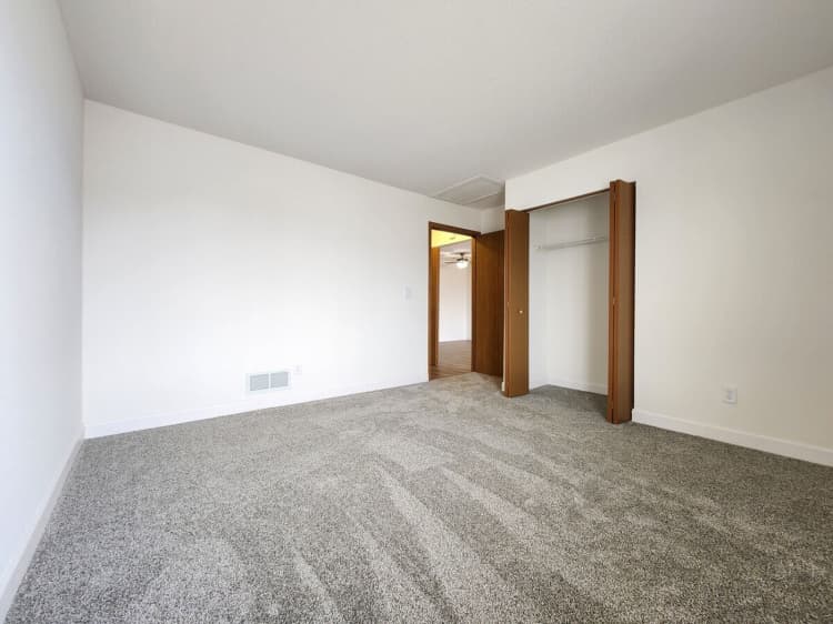 Oak Creek apartments for rent - image - original.jpg_6.jpeg
