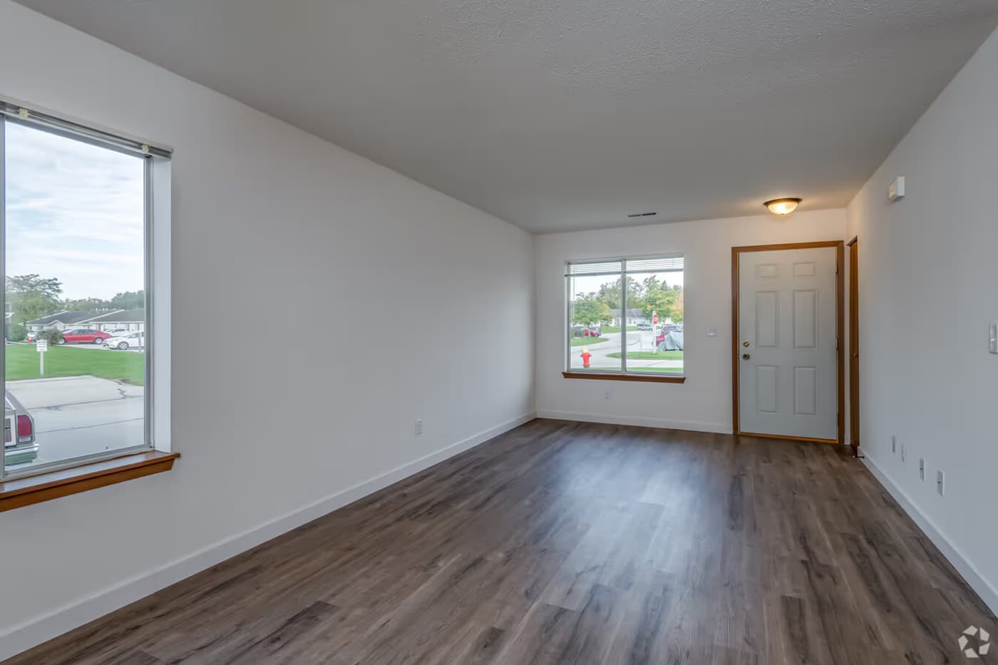 Newbury Place Apartments - Apartment - 71