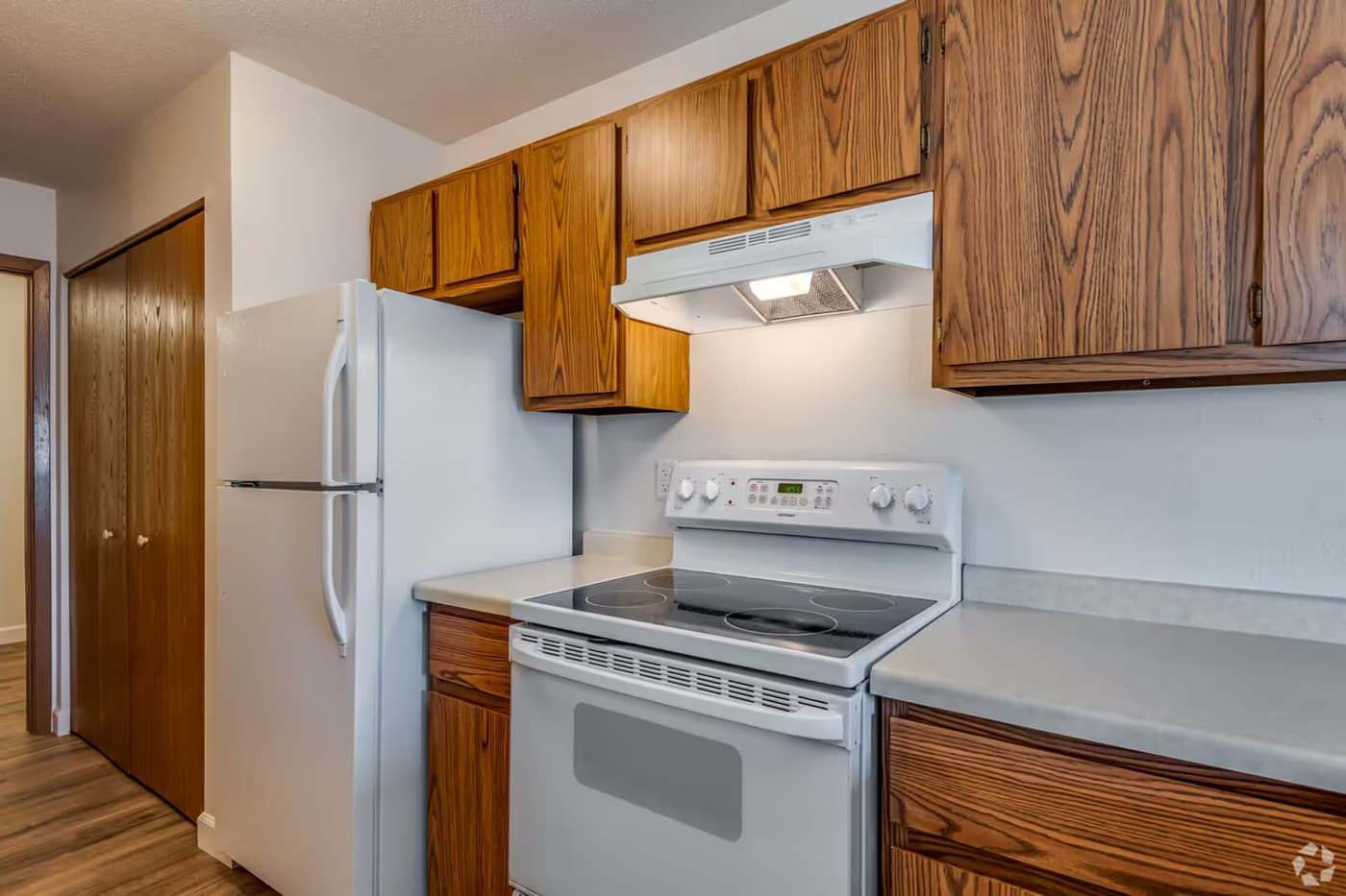 Newbury Place Apartments - Apartment - 18
