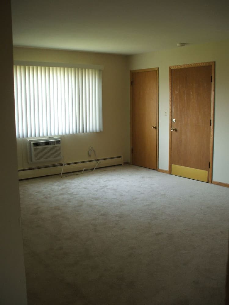 Oak Creek apartments for rent - image - large (4).jpg