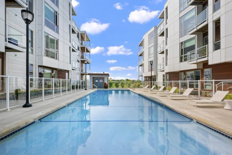 Oak Creek apartments for rent - image - yardi_image_1790577918188_6_21640398