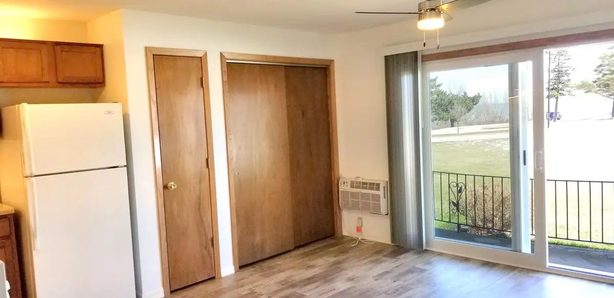 undefined apartments for rent - image - large (1).jpg - 0