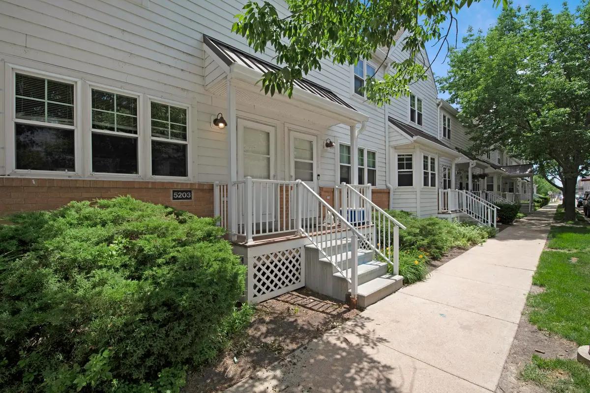undefined apartments for rent - image - dsc_4771.jpg - 0
