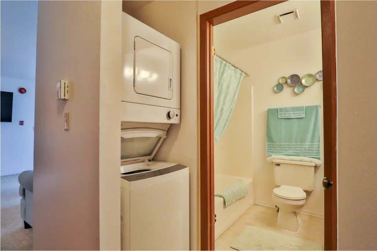 Country Oaks Apartments - Apartment - 9