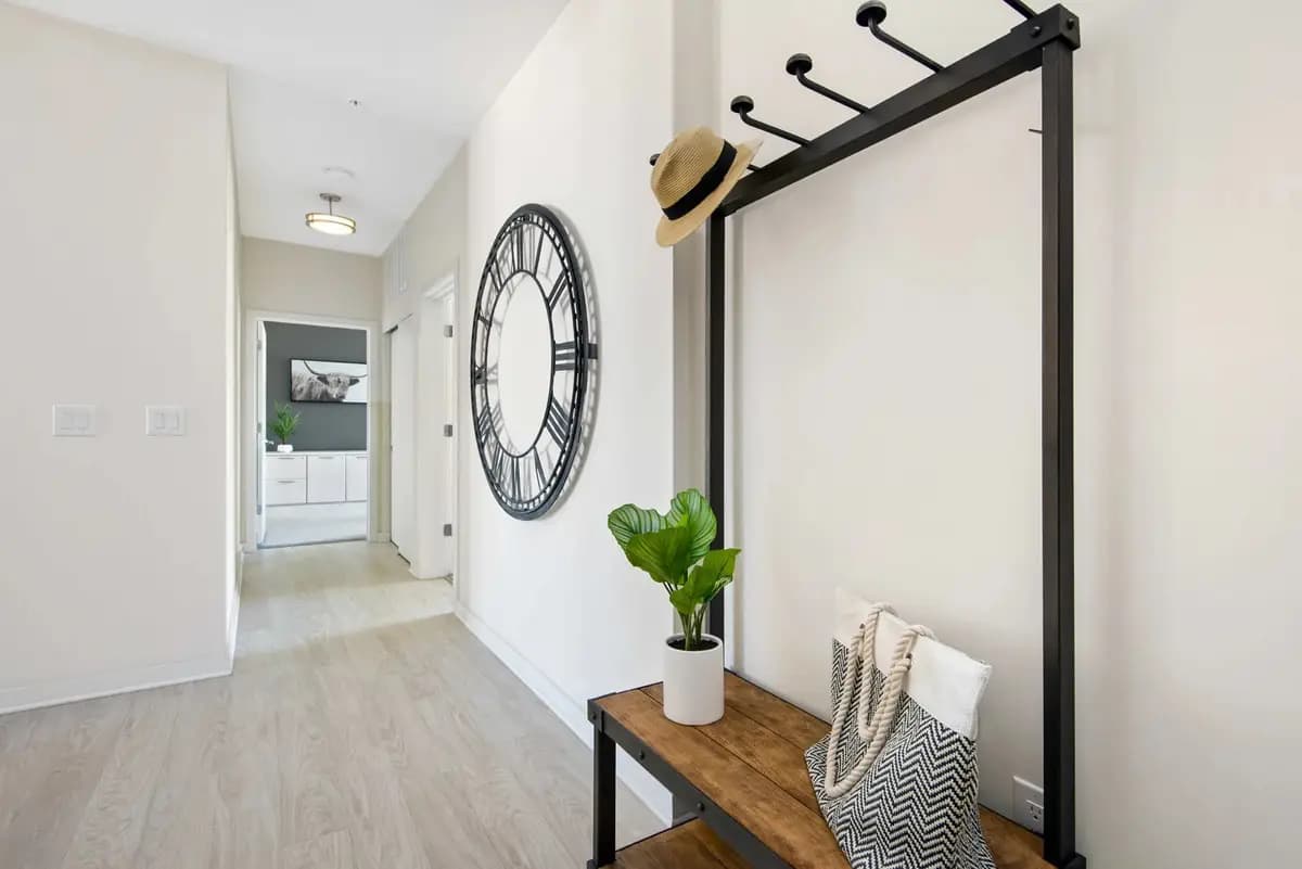 Emerald Row - Apartment - 8