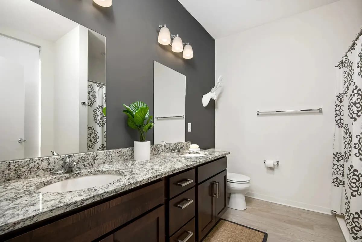 Emerald Row - Apartment - 9