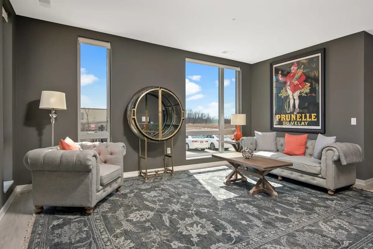 Emerald Row - Apartment - 11