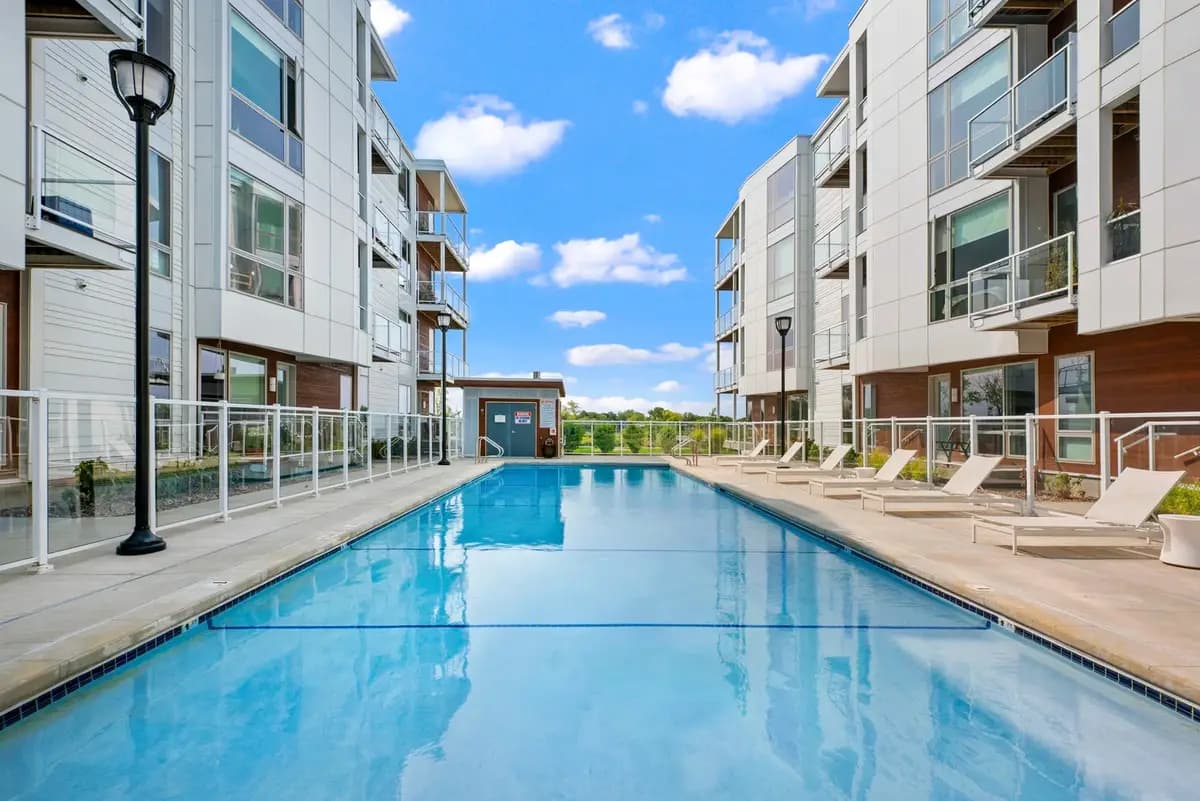Emerald Row - Apartment - 2