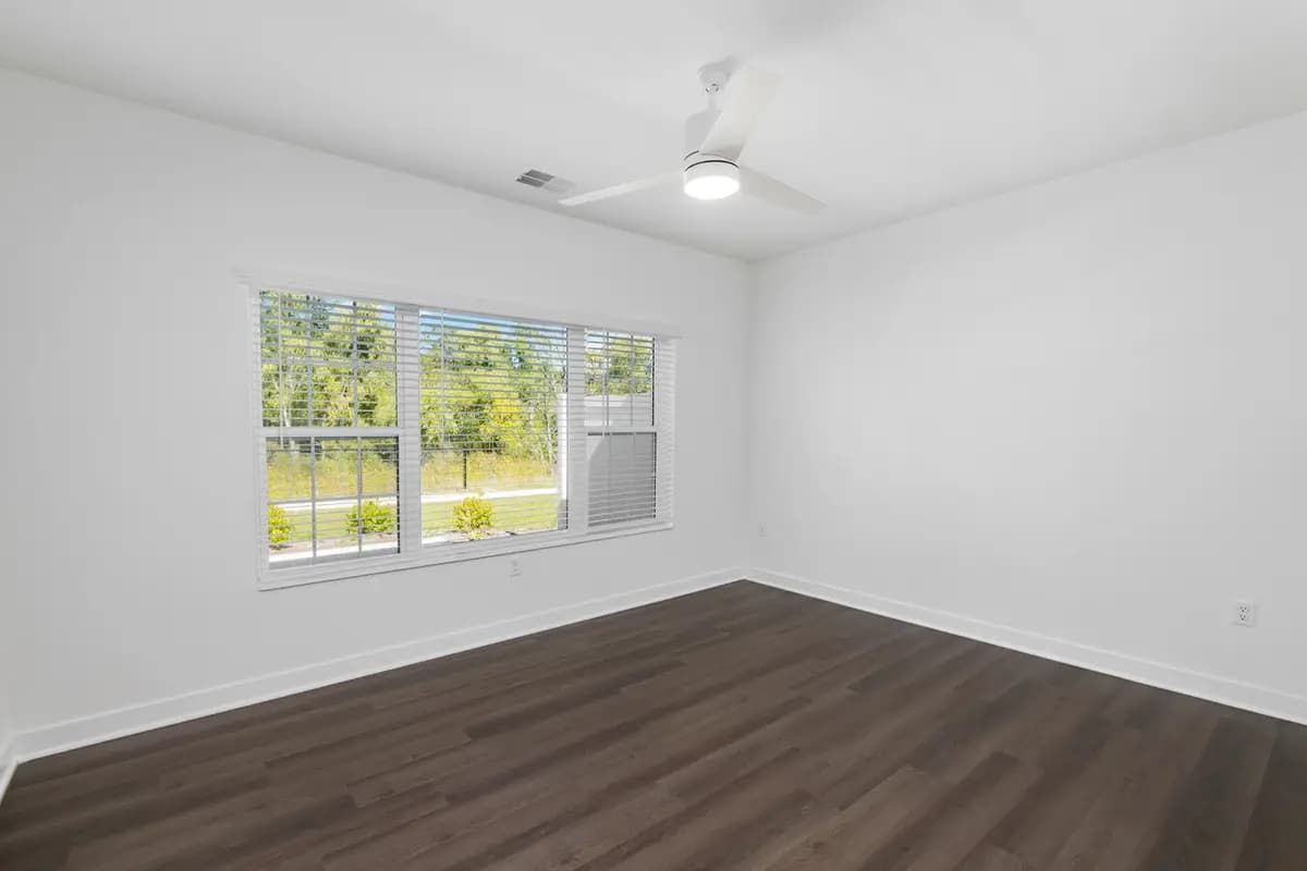 1876 Mildenhall Dr - Apartment - 49