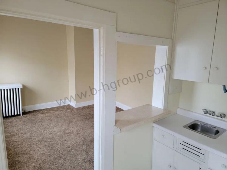 undefined apartments for rent - image - large (48).jpg