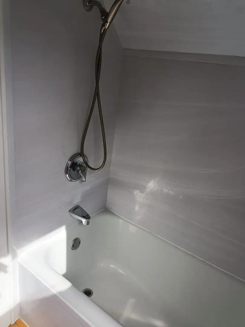 undefined apartments for rent - image - large (1).jpg - 1