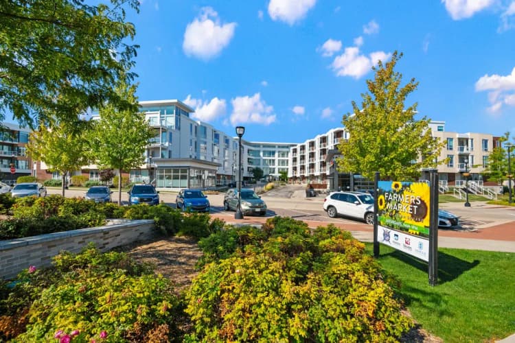 Oak Creek apartments for rent - image - imgi_254_1 (3).jpg