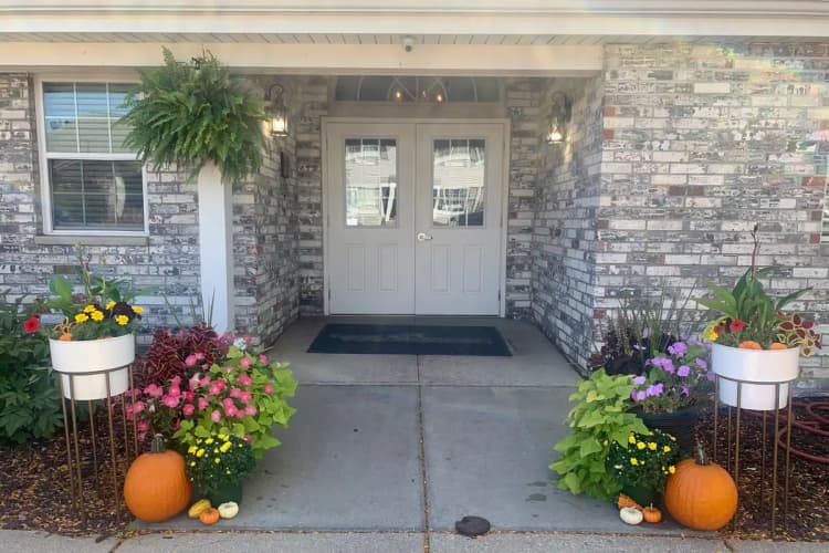 Oak Creek apartments for rent - image - wood-creek-apartments-oak-creek-wi-leasing-office.jpg