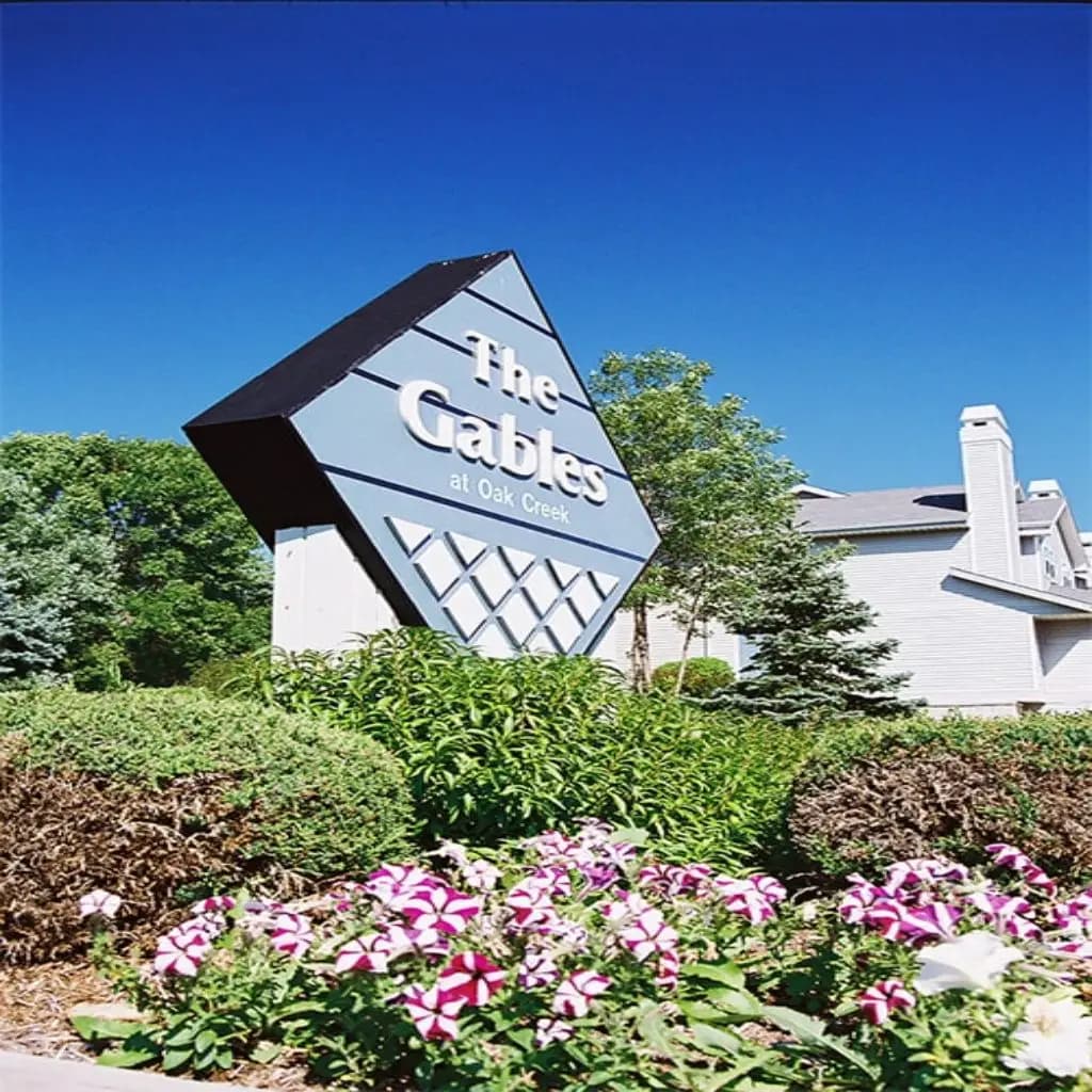 Oak Creek apartments for rent - Property image - The Gables at Oak Creek - 1