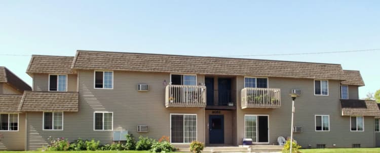 Oak Creek apartments for rent - image - wildwood-preserve-exterior1031184-1920w.webp