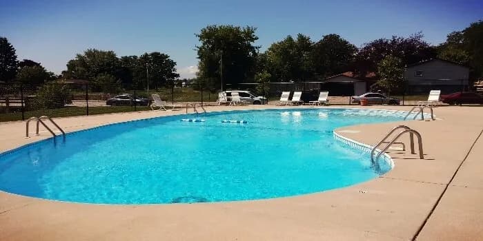 Oak Creek apartments for rent - image - wildwood-preserve-pool90311-1920w.webp