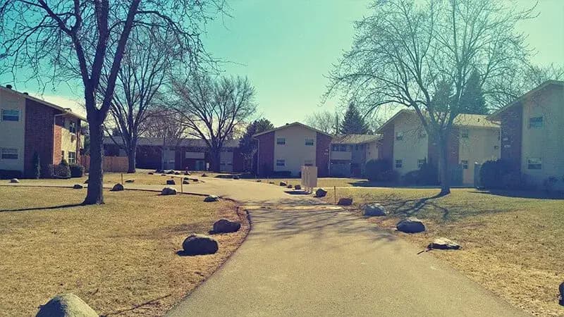 Oak Creek apartments for rent - Property image - Oak Park Apartment Homes - 2