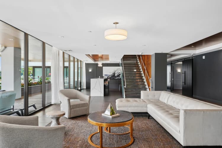 Oak Creek apartments for rent - image - yardi_image_1790577922388_23_36714107