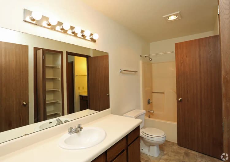 undefined apartments for rent - image - brandywood-apartments-oak-creek-wi-bathroom.jpg