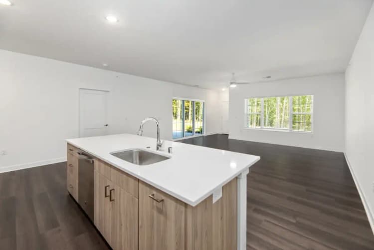 undefined apartments for rent - image - HHOakCreekunit202-13FFF-1536x1025.webp