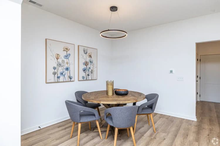 undefined apartments for rent - image - ivy-townhomes-at-lakeshore-commons-oak-creek-wi-3br-25ba---1870sf---dining-room.jpg